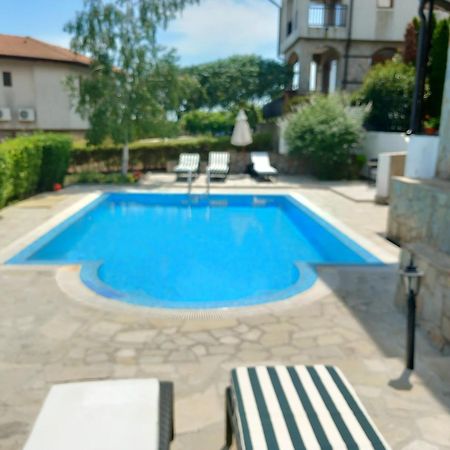 Къща За Гости Мускат 2 Aheloy Habitación foto