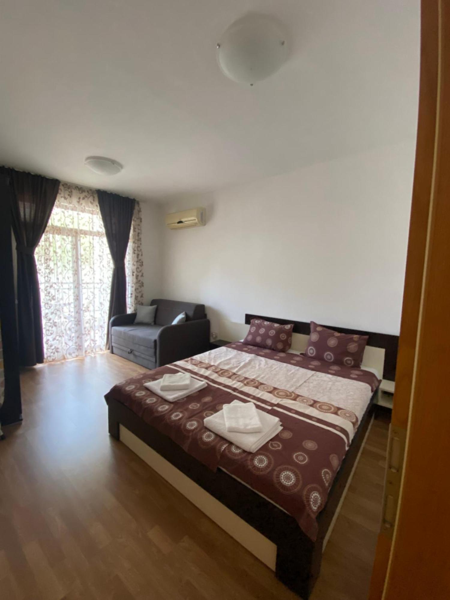 Къща За Гости Мускат 2 Aheloy Exterior foto
