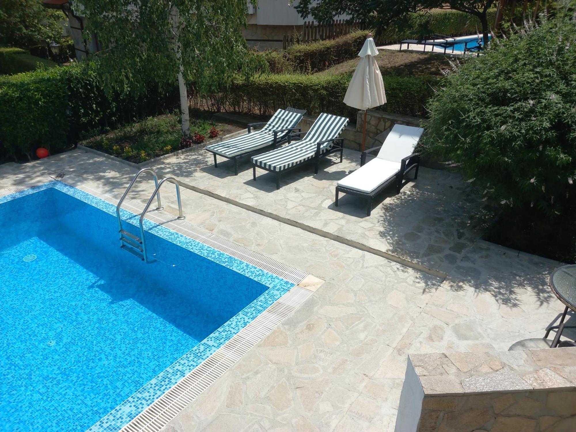 Къща За Гости Мускат 2 Aheloy Habitación foto